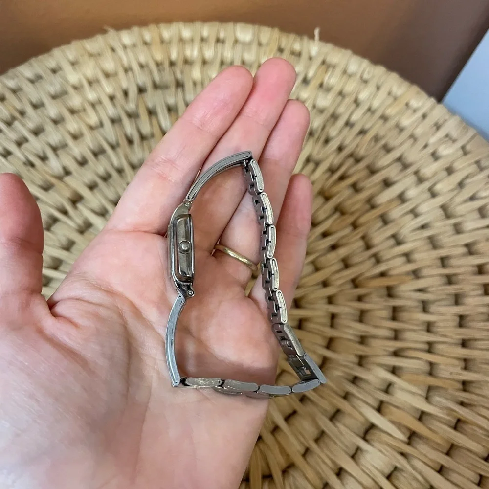 Vintage Q&Q Quartz Silver Watch
